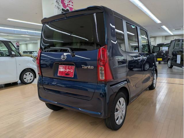 タント Ｘ　ナビ付　届出済未使用車　衝突被害軽減システム　盗難防止システム　オートライト　アイドリングストップ　バックカメラ　シートヒーター　オートエアコン　ＬＥＤヘッドライト　スマートキー　電動スライドドア（13枚目）