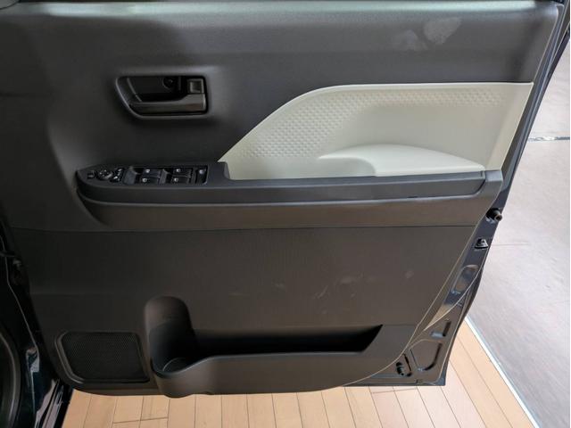 タント Ｘ　ナビ付　届出済未使用車　衝突被害軽減システム　盗難防止システム　オートライト　アイドリングストップ　バックカメラ　シートヒーター　オートエアコン　ＬＥＤヘッドライト　スマートキー　電動スライドドア（30枚目）