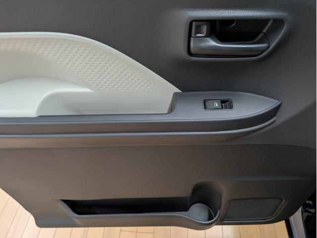 タント Ｘ　ナビ付　届出済未使用車　衝突被害軽減システム　盗難防止システム　オートライト　アイドリングストップ　バックカメラ　シートヒーター　オートエアコン　ＬＥＤヘッドライト　スマートキー　電動スライドドア（49枚目）