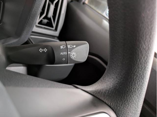 タフト Ｘ　衝突被害軽減システム　盗難防止システム　ＣＶＴ　オートライト　アイドリングストップ　バックカメラ　オートエアコン　ＬＥＤヘッドライト　スマートキー（29枚目）