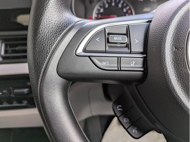 スイフト ＸＧ　衝突被害軽減システム　盗難防止システム　ＣＶＴ　オートライト　オートエアコン　スマートキー　クルーズコントロール　エアバッグ（33枚目）