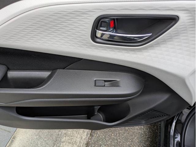 スイフト ＸＧ　衝突被害軽減システム　盗難防止システム　ＣＶＴ　オートライト　オートエアコン　スマートキー　クルーズコントロール　エアバッグ（46枚目）