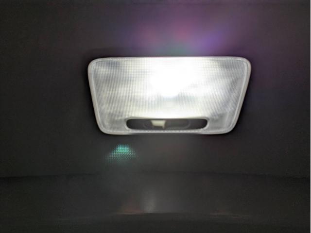 ハスラー ハイブリッドＸ　４ＷＤ　届出済未使用車　衝突被害軽減システム　盗難防止システム　オートライト　アイドリングストップ　シートヒーター　クルーズコントロール　オートエアコン　ＬＥＤヘッドライト　スマートキー　純正アルミ（20枚目）