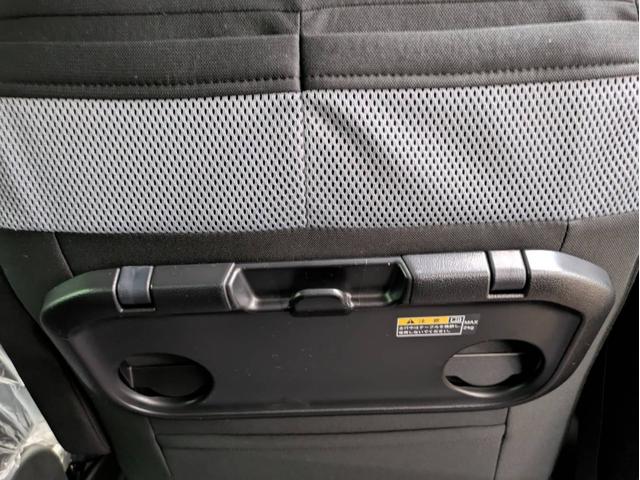 ハスラー ハイブリッドＸ　４ＷＤ　届出済未使用車　衝突被害軽減システム　盗難防止システム　オートライト　アイドリングストップ　シートヒーター　クルーズコントロール　オートエアコン　ＬＥＤヘッドライト　スマートキー　純正アルミ（22枚目）