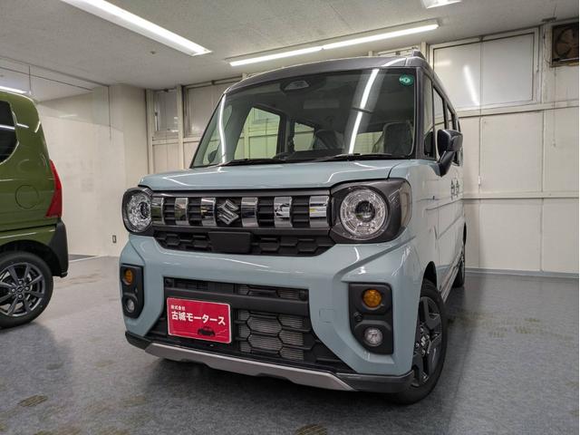 スペーシアギア ハイブリッドＸＺ　届出済未使用車　衝突被害軽減システム　盗難防止システム　アイドリングストップ　シートヒーター　オートエアコン　ＬＥＤヘッドライト　クルーズコントロール　スマートキー　両側電動スライド　純正ＡＷホイール（5枚目）