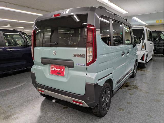 スペーシアギア ハイブリッドＸＺ　届出済未使用車　衝突被害軽減システム　盗難防止システム　アイドリングストップ　シートヒーター　オートエアコン　ＬＥＤヘッドライト　クルーズコントロール　スマートキー　両側電動スライド　純正ＡＷホイール（11枚目）