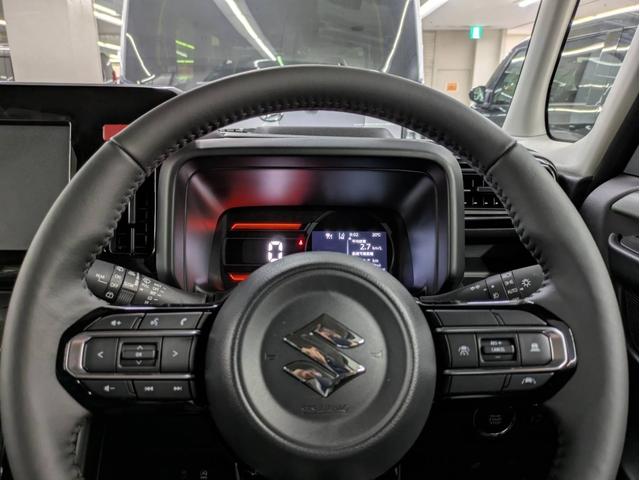 スペーシアギア ハイブリッドＸＺ　届出済未使用車　衝突被害軽減システム　盗難防止システム　アイドリングストップ　シートヒーター　オートエアコン　ＬＥＤヘッドライト　クルーズコントロール　スマートキー　両側電動スライド　純正ＡＷホイール（35枚目）