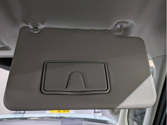 スペーシアギア ハイブリッドＸＺ　届出済未使用車　衝突被害軽減システム　盗難防止システム　アイドリングストップ　シートヒーター　オートエアコン　ＬＥＤヘッドライト　クルーズコントロール　スマートキー　両側電動スライド　純正ＡＷホイール（45枚目）