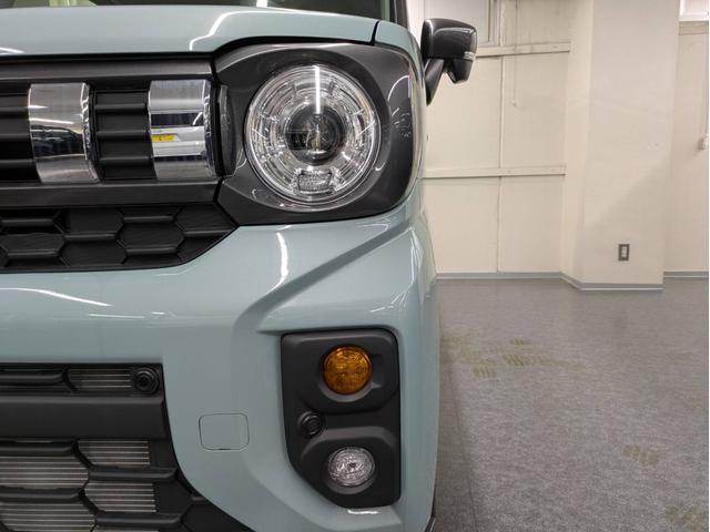 スペーシアギア ハイブリッドＸＺ　届出済未使用車　衝突被害軽減システム　盗難防止システム　アイドリングストップ　シートヒーター　オートエアコン　ＬＥＤヘッドライト　クルーズコントロール　スマートキー　両側電動スライド　純正ＡＷホイール（50枚目）