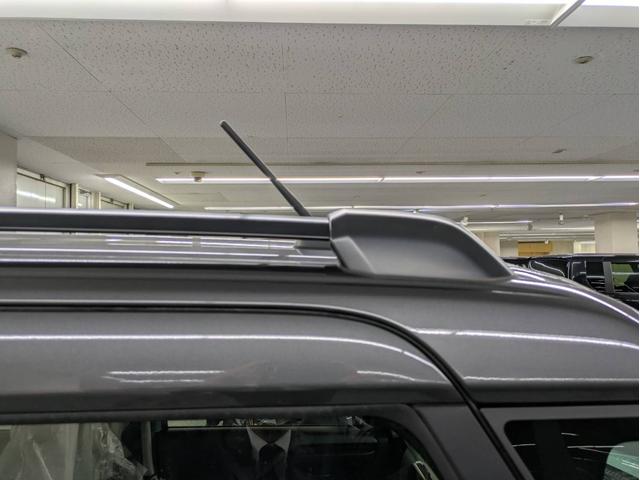 スペーシアギア ハイブリッドＸＺ　届出済未使用車　衝突被害軽減システム　盗難防止システム　アイドリングストップ　シートヒーター　オートエアコン　ＬＥＤヘッドライト　クルーズコントロール　スマートキー　両側電動スライド　純正ＡＷホイール（53枚目）