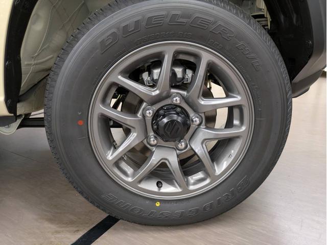 ジムニー ＸＣ　届出済未使用車　衝突被害軽減システム　盗難防止システム　オートライト　アイドリングストップ　シートヒーター　オートエアコン　ＬＥＤヘッドライト　クルーズコントロール　スマートキー　純正ＡＷホイール（11枚目）