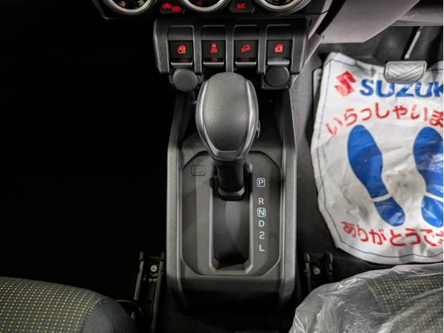 ジムニー ＸＣ　届出済未使用車　衝突被害軽減システム　盗難防止システム　オートライト　アイドリングストップ　シートヒーター　オートエアコン　ＬＥＤヘッドライト　クルーズコントロール　スマートキー　純正ＡＷホイール（42枚目）