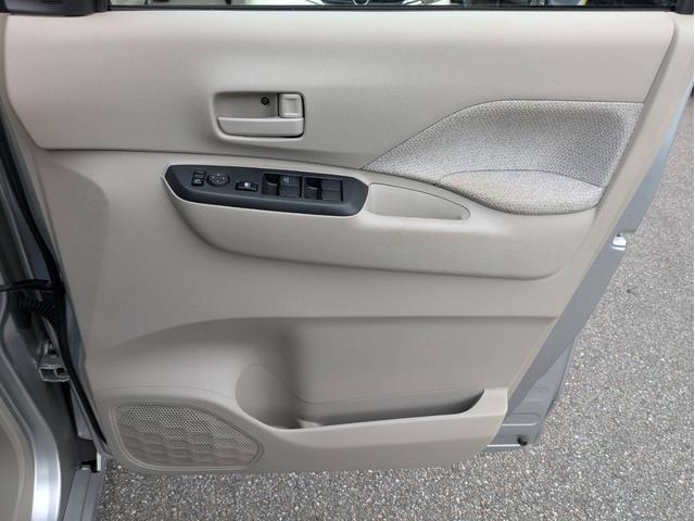 ルークス Ｓ　ナビ付　衝突被害軽減システム　盗難防止システム　ＣＶＴ　オートライト　アイドリングストップ　バックカメラ　スライドドア　ハイブリッド　キーレスエントリー　ＬＥＤヘッドライト（31枚目）