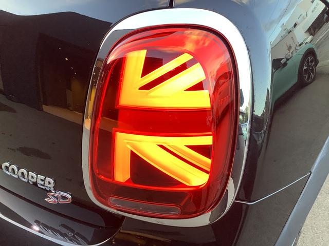 MINI クーパーSD クラシック・トリム シートヒーター/AppleCarplay/ドラレコ前後/バックカメラ/コーナーセンサー/ETC(18枚目)