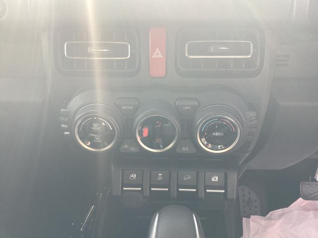 ジムニー XC XC 4WD スズキセーフティサポート クルーズコントロール AT ターボ 純正16アルミ LEDヘッドライト 革巻ハンドル オートマチックハイビーム LEDフォグライト スマートキー 背面タイヤ(8枚目)