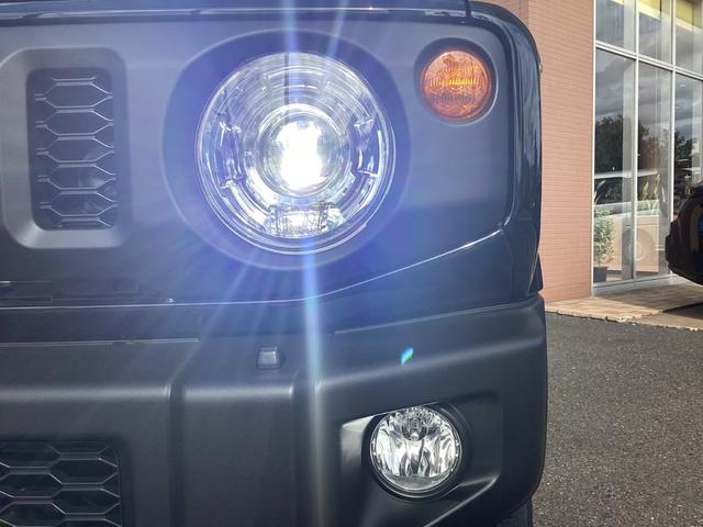 ジムニー XC XC 4WD スズキセーフティサポート クルーズコントロール AT ターボ 純正16アルミ LEDヘッドライト 革巻ハンドル オートマチックハイビーム LEDフォグライト スマートキー 背面タイヤ(21枚目)