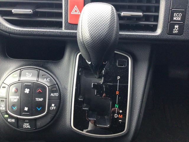 ノア X 4WD トヨタセーフティセンス 純正ナビ バックカメラ クルーズコントロール パワースライドドア 8人乗り アイドリングストップ LEDヘッドライト キーレスエントリー オートマチックハイビーム(5枚目)