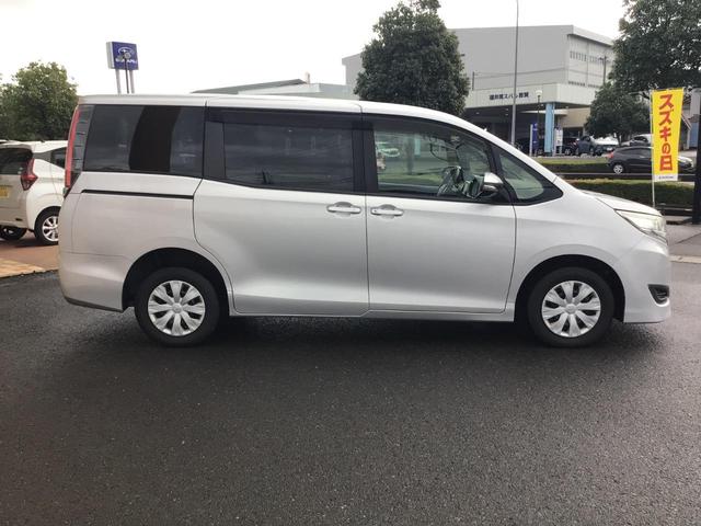 ノア X 4WD トヨタセーフティセンス 純正ナビ バックカメラ クルーズコントロール パワースライドドア 8人乗り アイドリングストップ LEDヘッドライト キーレスエントリー オートマチックハイビーム(30枚目)