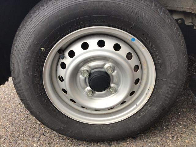 NV100クリッパーバン DX GLセーフティパッケージ 4WD 4AT ポータブルナビ ハイルーフ 衝突軽減ブレーキ リアパーキングソナー 電動格納ミラー 車線逸脱警報装置 パワーウインドウ オートライト キーレスエントリー 当社レンタカーアップ(18枚目)