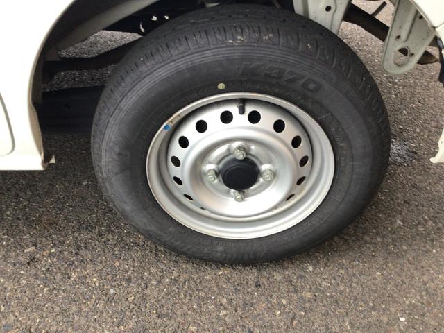 NV100クリッパーバン DX GLセーフティパッケージ 4WD 4AT ポータブルナビ ハイルーフ 衝突軽減ブレーキ リアパーキングソナー 電動格納ミラー 車線逸脱警報装置 パワーウインドウ オートライト キーレスエントリー 当社レンタカーアップ(20枚目)