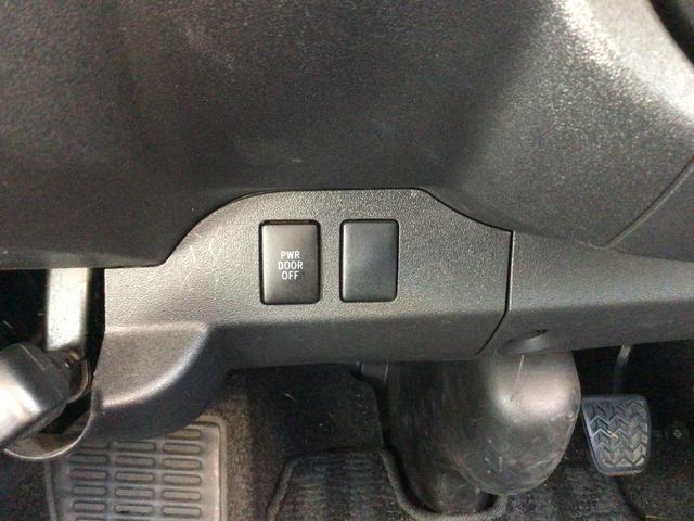 ハイエースワゴン GL 4WD 10人乗り 衝突軽減ブレーキ ナビ バックカメラ ETC ドラレコ スマートキー レーンキープスライドドア、リアバンパー板金修理渡 電格ミラー パワースライドドア オートマチックハイビーム(21枚目)