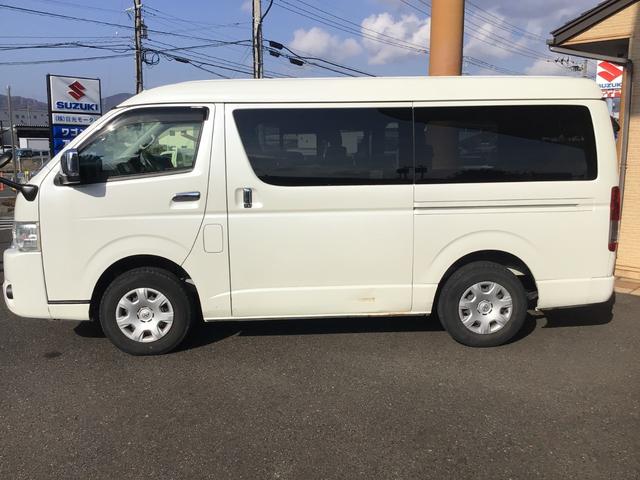 ハイエースワゴン GL 4WD 10人乗り 衝突軽減ブレーキ ナビ バックカメラ ETC ドラレコ スマートキー レーンキープスライドドア、リアバンパー板金修理渡 電格ミラー パワースライドドア オートマチックハイビーム(43枚目)