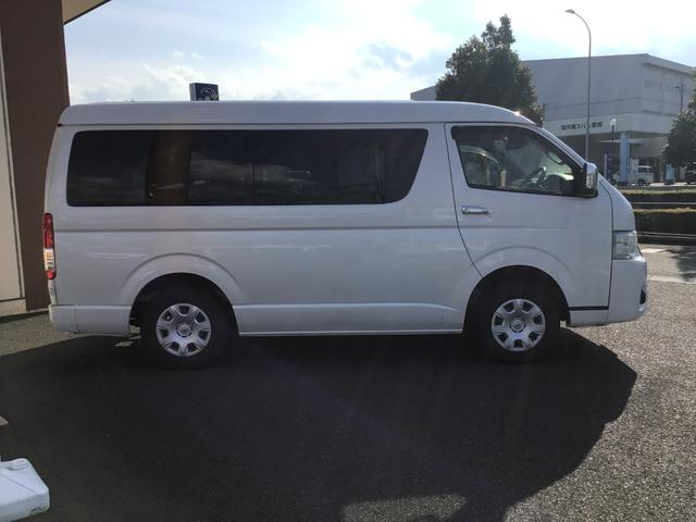 ハイエースワゴン GL 4WD 10人乗り 衝突軽減ブレーキ ナビ バックカメラ ETC ドラレコ スマートキー レーンキープスライドドア、リアバンパー板金修理渡 電格ミラー パワースライドドア オートマチックハイビーム(44枚目)