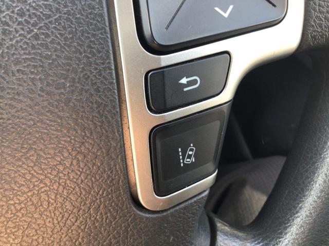 ハイエースワゴン GL 4WD 10人乗り 衝突軽減ブレーキ ナビ バックカメラ ETC ドラレコ スマートキー レーンキープ スライドドア、バックドア、リアバンパー板金修理渡 電格ミラー パワースライドドア オートライト(16枚目)