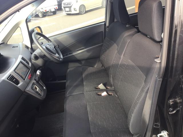 ムーヴ カスタム　Ｘリミテッド　純正ナビ　純正１４ＡＷ　バックカメラ　ＥＴＣ　革巻ハンドル　スマートキー　プッシュスタート　電格ミラー　ＨＩＤヘッドライト　フォグライト　衝突緩和ヘッド　オートエアコン　フルフラット（17枚目）