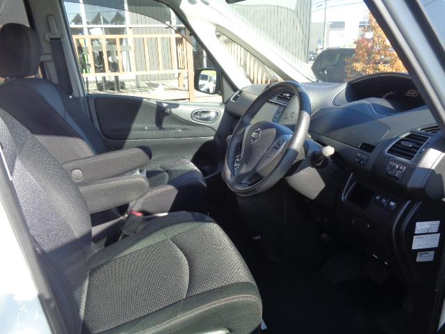 セレナ ハイウェイスター S-ハイブリッド Vエアロモード ワンオーナー 両側パワスラ スマートキー2個 8インチナビ アルパインフリップダウンモニター 車検8年9月 SタイヤAW付きあり(10枚目)