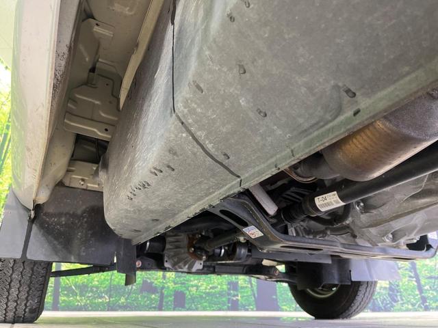 スーパーキャリイ Ｌ　４ＷＤ　５ＭＴ　衝突被害軽減システム　禁煙車　クリアランスソナー　ＣＤ再生　ドアバイザー　三方開き（17枚目）