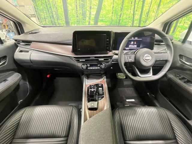 オーラ Ｇ　レザーエディション　純正９型ナビ　アラウンドビュー　全方位運転支援システム　インテリジェントルームミラー　寒冷地仕様　ステアリングヒーター　前席シートヒーター　ブラックレザーシート　ＬＥＤランプ　ＬＥＤフォグ／リアフォグ（2枚目）