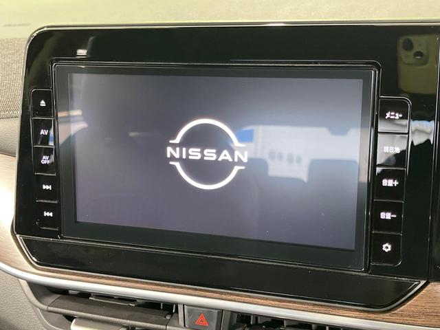オーラ Ｇ　レザーエディション　純正９型ナビ　アラウンドビュー　全方位運転支援システム　インテリジェントルームミラー　寒冷地仕様　ステアリングヒーター　前席シートヒーター　ブラックレザーシート　ＬＥＤランプ　ＬＥＤフォグ／リアフォグ（3枚目）
