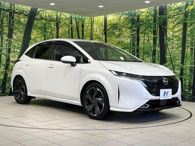 オーラ Ｇ　レザーエディション　純正９型ナビ　アラウンドビュー　全方位運転支援システム　インテリジェントルームミラー　寒冷地仕様　ステアリングヒーター　前席シートヒーター　ブラックレザーシート　ＬＥＤランプ　ＬＥＤフォグ／リアフォグ（17枚目）