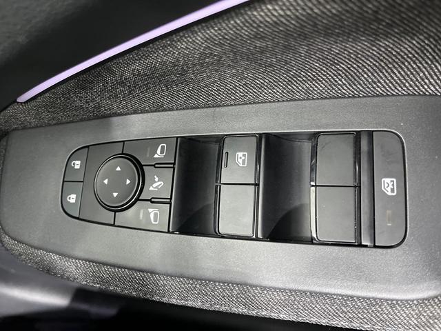 オーラ Ｇ　レザーエディション　純正９型ナビ　アラウンドビュー　全方位運転支援システム　インテリジェントルームミラー　寒冷地仕様　ステアリングヒーター　前席シートヒーター　ブラックレザーシート　ＬＥＤランプ　ＬＥＤフォグ／リアフォグ（42枚目）