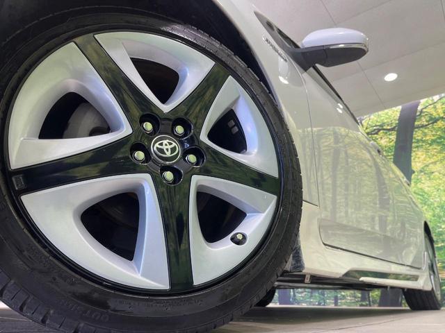 プリウス Sツーリングセレクション モデリスタフルエアロ 純正ナビ バックカメラ セーフティセンス レーダークルコン 前席シートヒーター 合皮シート LEDランプ LEDフォグ オートライト オートエアコン スマートキー 17インチAW(14枚目)