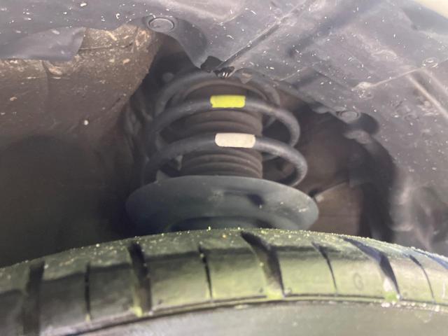 プリウス Sツーリングセレクション モデリスタフルエアロ 純正ナビ バックカメラ セーフティセンス レーダークルコン 前席シートヒーター 合皮シート LEDランプ LEDフォグ オートライト オートエアコン スマートキー 17インチAW(24枚目)