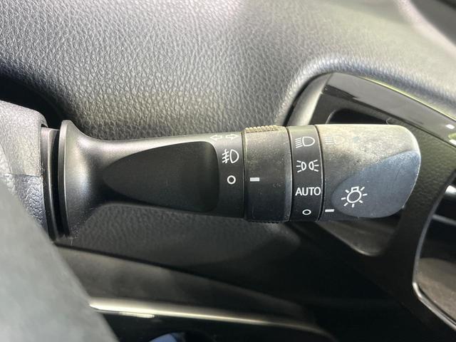 プリウス Sツーリングセレクション モデリスタフルエアロ 純正ナビ バックカメラ セーフティセンス レーダークルコン 前席シートヒーター 合皮シート LEDランプ LEDフォグ オートライト オートエアコン スマートキー 17インチAW(35枚目)