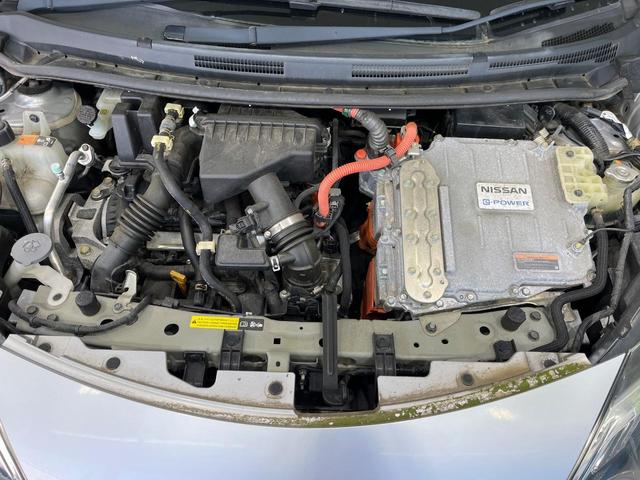 ノート e-パワー X 純正ナビ エマージェンシーブレーキ オートライト プッシュスタート オートエアコン 電子格納ミラー Bluetooth フルセグ ドアバイザー 電子格納ミラー 禁煙車 14インチアルミホイール(19枚目)