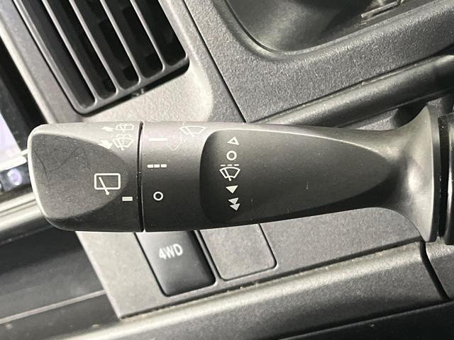 ハイゼットカーゴ クルーズターボSAIII 4WD メモリーナビ バックカメラ スマートアシスト3 コーナーセンサー ターボ ETC LEDランプ LEDフォグ オートハイビーム Bluetooth CD/DVD/フルセグ ダイアル式エアコン(31枚目)