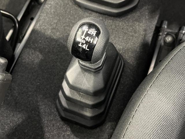 ジムニー XL 4WD ターボ MT車 セーフティサポート 禁煙車 SDナビ フルセグTV DVD再生 Bluetooth 前席シートヒーター キーレスエントリー オートエアコン オートライト ダウンヒルアシスト(5枚目)