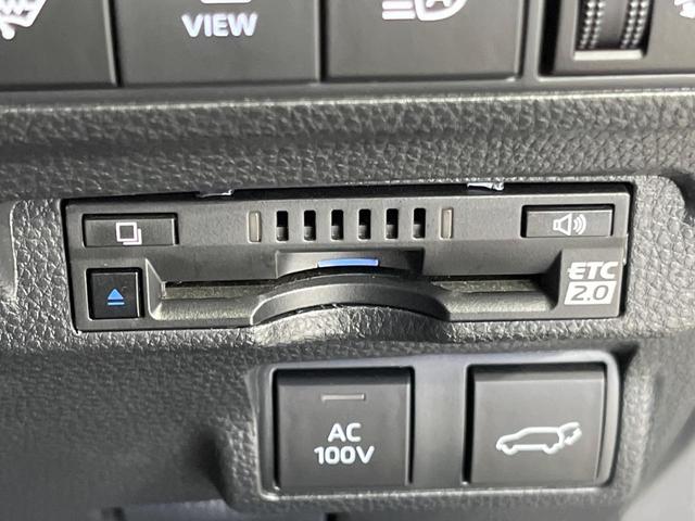 カローラクロス ハイブリッド Z 4WD パノラマルーフ ナビ機能付9型ディスプレイオーディオ トヨタセーフティセンス パワーバックドア ブラインドスポットモニター ドライブレコーダー パワーシート シートヒーター ステアリングヒータ(31枚目)