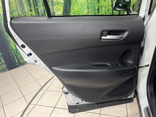 カローラクロス ハイブリッド Z 4WD パノラマルーフ ナビ機能付9型ディスプレイオーディオ トヨタセーフティセンス パワーバックドア ブラインドスポットモニター ドライブレコーダー パワーシート シートヒーター ステアリングヒータ(53枚目)