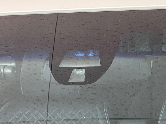 N-WGNカスタム G・ターボパッケージ 純正ナビ バックカメラ ターボ シティブレーキアクティブシステム クルーズコントロール ETC ドライブレコーダー パドルシフト HIDランプ LEDフォグ オートライト オートエアコン スマートキー(5枚目)