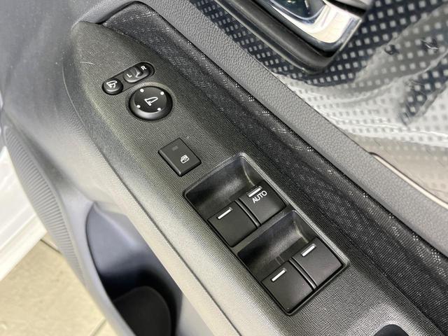 N-WGNカスタム G・ターボパッケージ 純正ナビ バックカメラ ターボ シティブレーキアクティブシステム クルーズコントロール ETC ドライブレコーダー パドルシフト HIDランプ LEDフォグ オートライト オートエアコン スマートキー(37枚目)