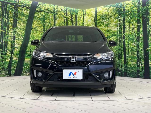 フィットハイブリッド Sパッケージ 4WD 純正ナビ バックカメラ シティブレーキサポート ETC Bluetooth フルセグ オートライト プッシュスタート 純正15インチAW クルーズコントロール 電子格納ミラー 横滑り防止装置(15枚目)