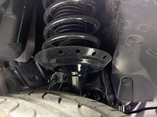 フィットハイブリッド Sパッケージ 4WD 純正ナビ バックカメラ シティブレーキサポート ETC Bluetooth フルセグ オートライト プッシュスタート 純正15インチAW クルーズコントロール 電子格納ミラー 横滑り防止装置(24枚目)