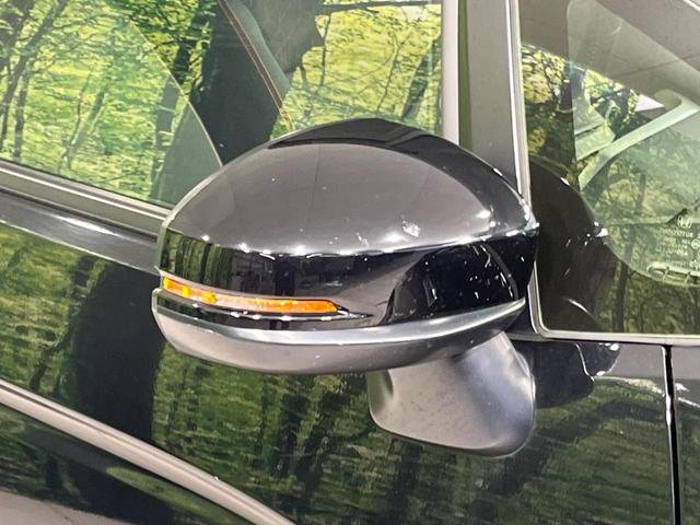 フィットハイブリッド Sパッケージ 4WD 純正ナビ バックカメラ シティブレーキサポート ETC Bluetooth フルセグ オートライト プッシュスタート 純正15インチAW クルーズコントロール 電子格納ミラー 横滑り防止装置(54枚目)