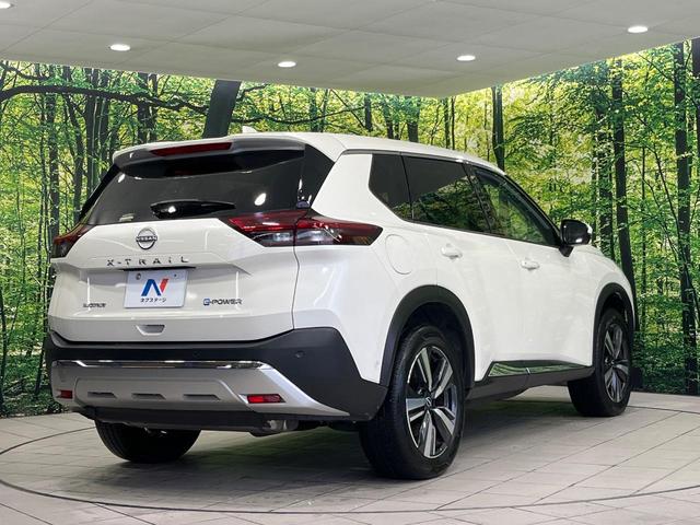 エクストレイル G e-4ORCE 4WD 純正12.3型ナビ アラウンドビュー プロパイロットパーキング パワーバックドア 後方車両検知 茶革シート ステアリングヒーター シートヒーター インテリジェントルームミラー ワイヤレス充電(18枚目)