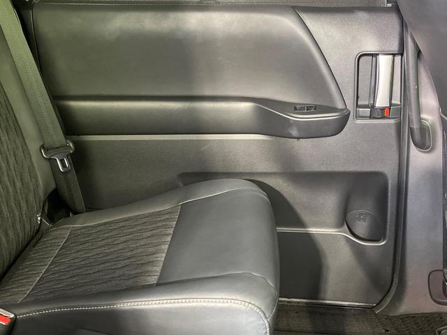 ノア S-Z 4WD 純正10.5型ナビ バックカメラ 後席モニター 両側電動スライド レーダークルーズコントロール ダブルエアコン ドライブレコーダー トヨタセーフティセンス Bluetooth シートヒーター(31枚目)